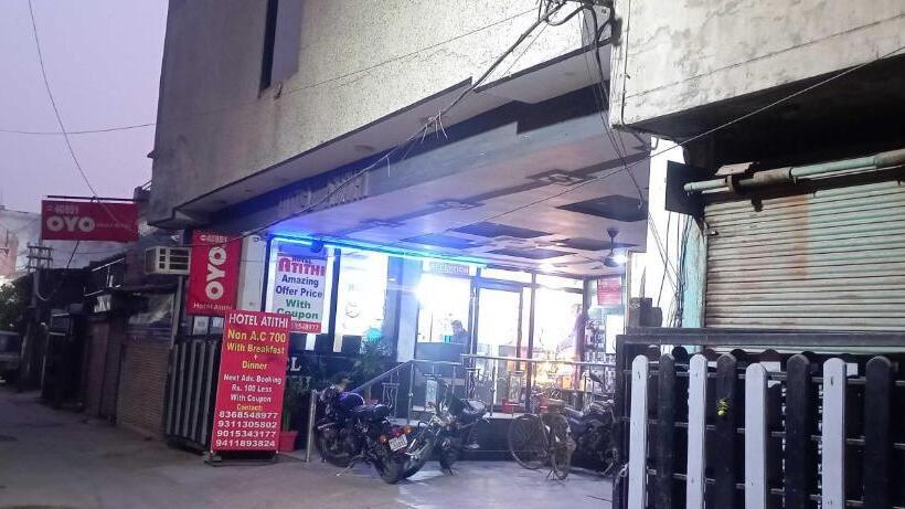 בית מלון כפרי Oyo 40851  Athithi