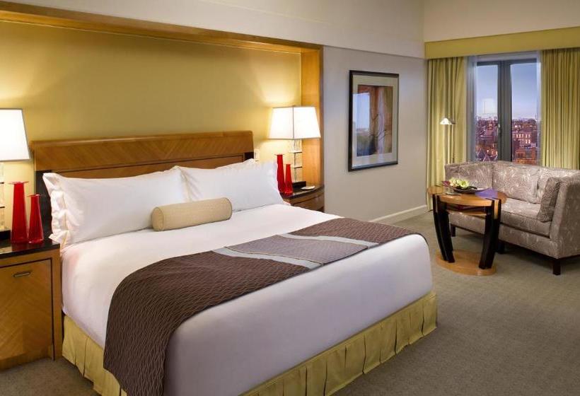 Hotel Ivy Plaza Luxury