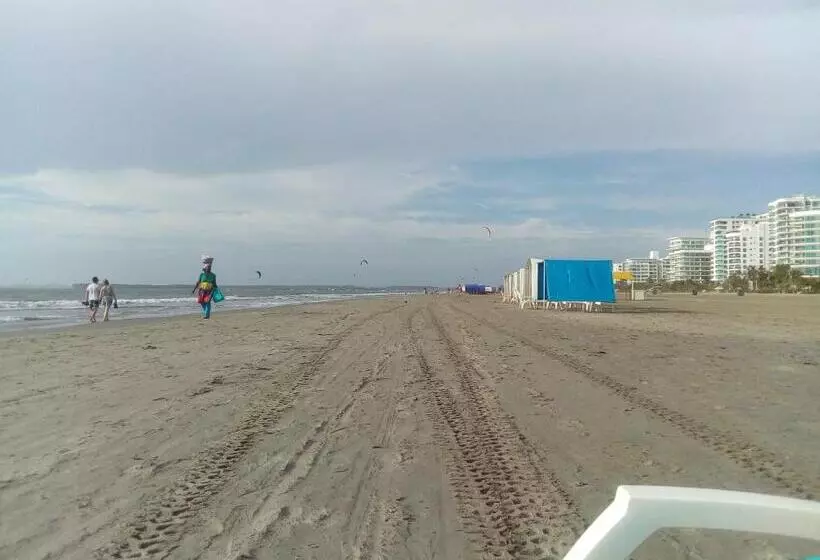 ペンション Junto Al Mar Y El Manglar