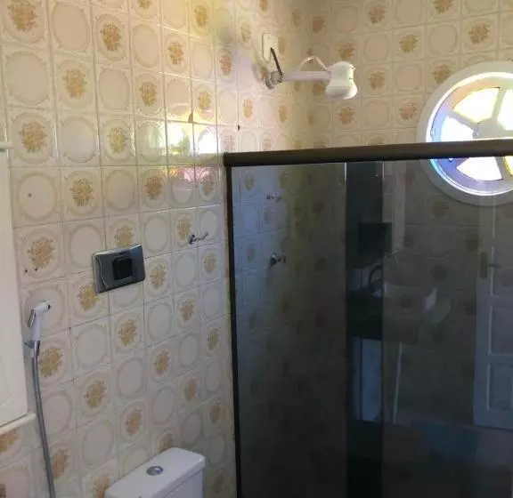 ペンション O Mar Hospedagem   Suítes Privadas