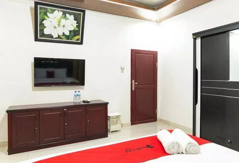 ペンション Reddoorz Plus Near Universitas Methodist Medan