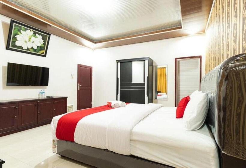 Panzió Reddoorz Plus Near Universitas Methodist Medan