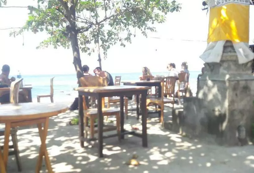 ペンション Warung Pantai Bungalows