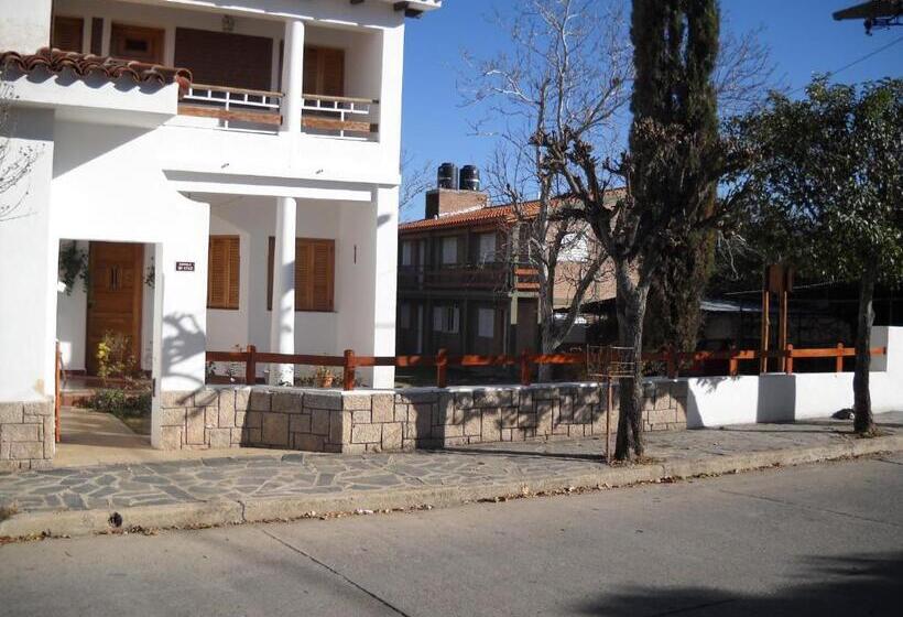 Общежитие Hosteria Nido De Condores Solo Adultos