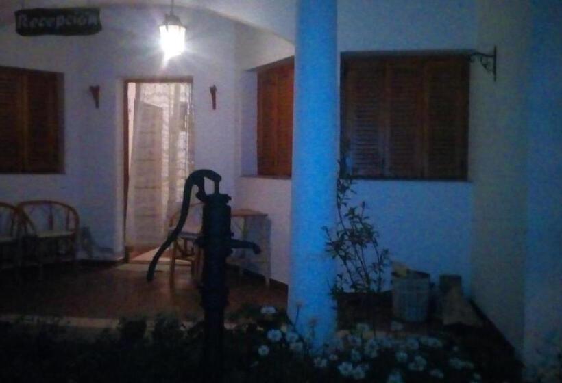 Общежитие Hosteria Nido De Condores Solo Adultos