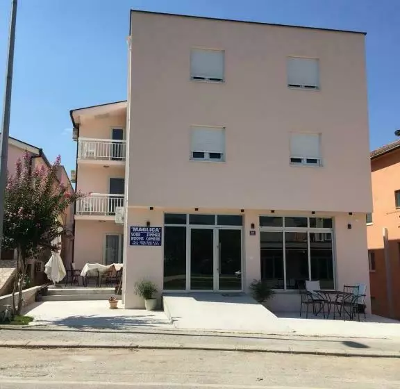 تختخواب و صبحانه Pansion Maglica