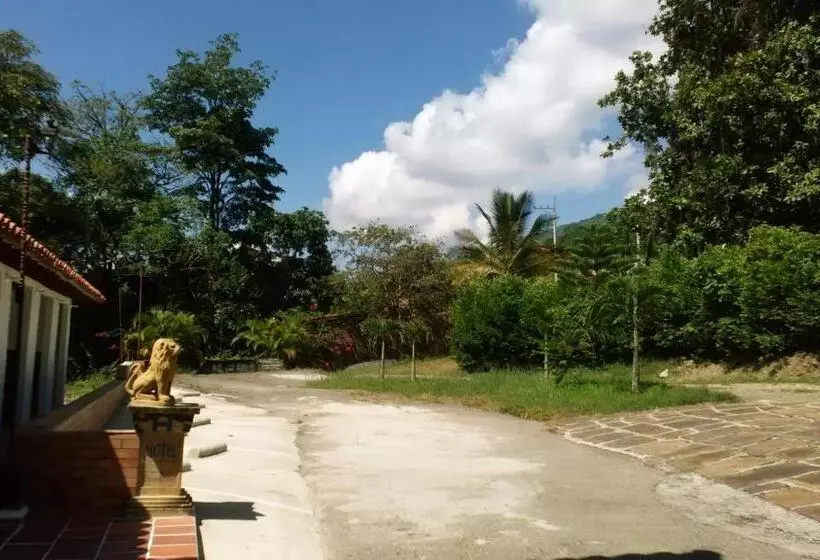 ホテル Campestre La Ribera Del Fonce