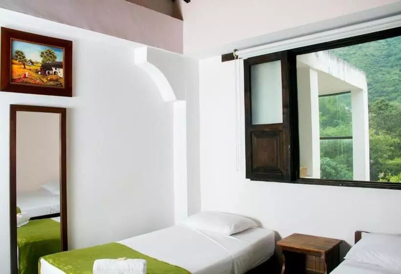 ホテル Campestre La Ribera Del Fonce