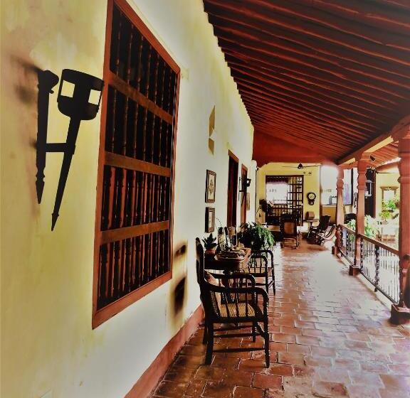 هتل Casa Sinning Año1637