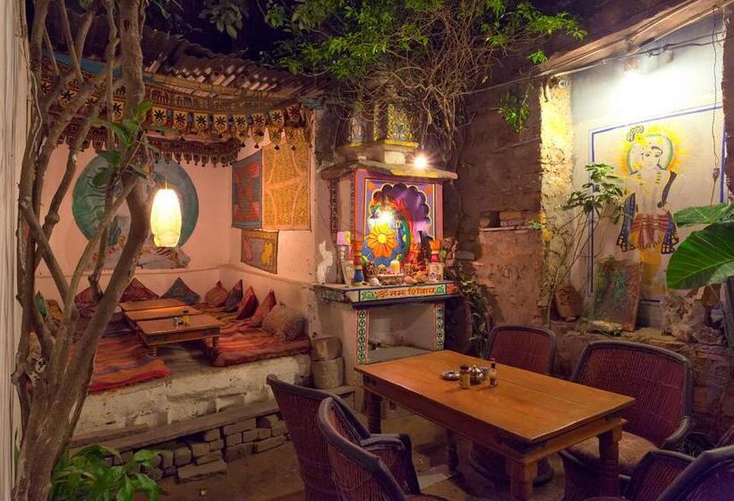 Hotel Pawan's Palace