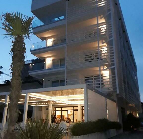 בית מלון כפרי Strand A Frontemare