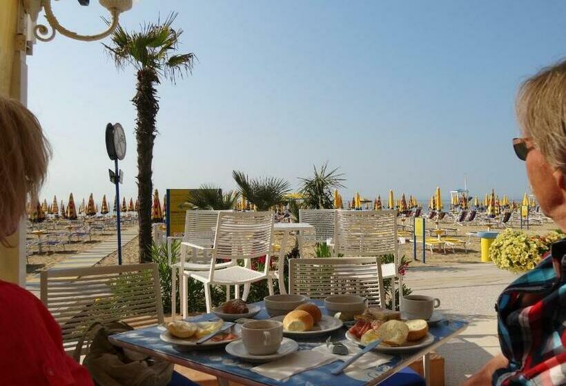 בית מלון כפרי Strand A Frontemare