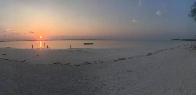 ペンション Barefoot Zanzibar
