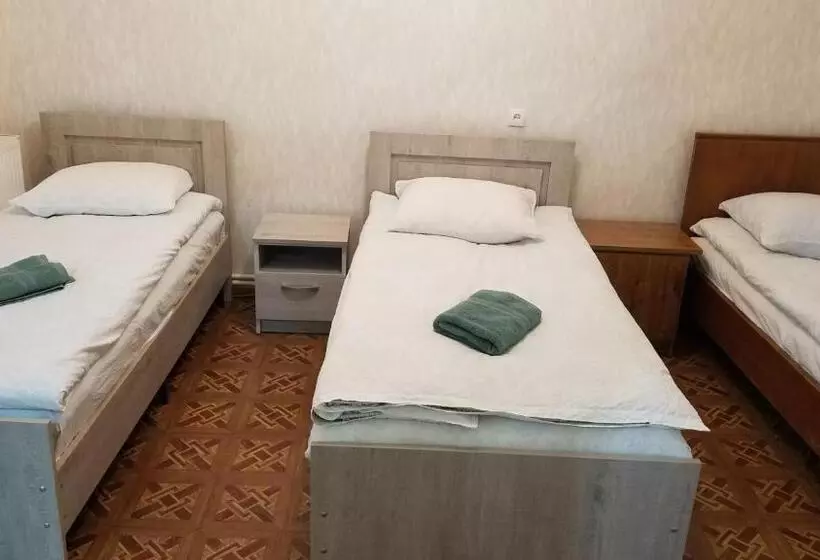 پانسیون Guest House Green Rose