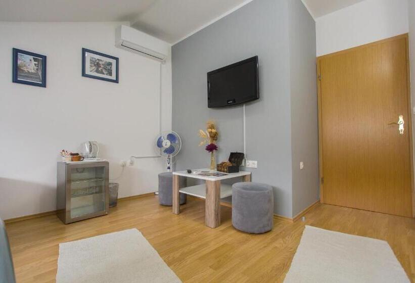 پانسیون Guest House Stari