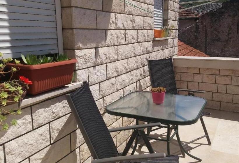 پانسیون Guest House Stari