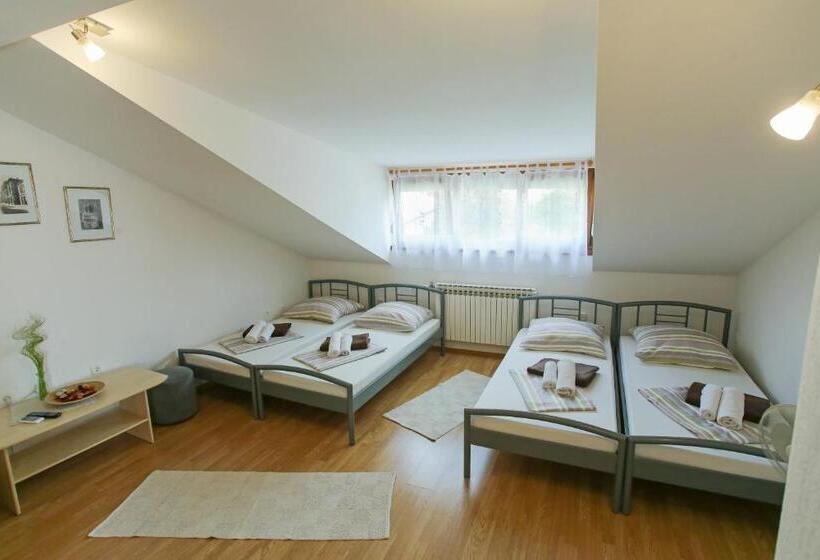 پانسیون Guest House Stari