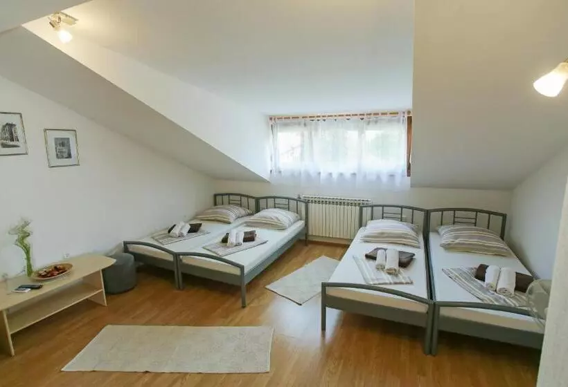 پانسیون Guest House Stari