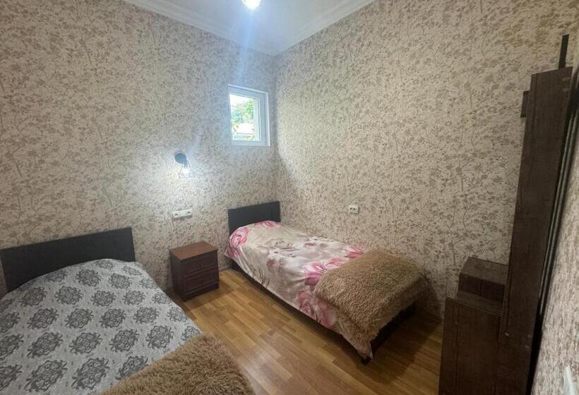 پانسیون Nato & Lado