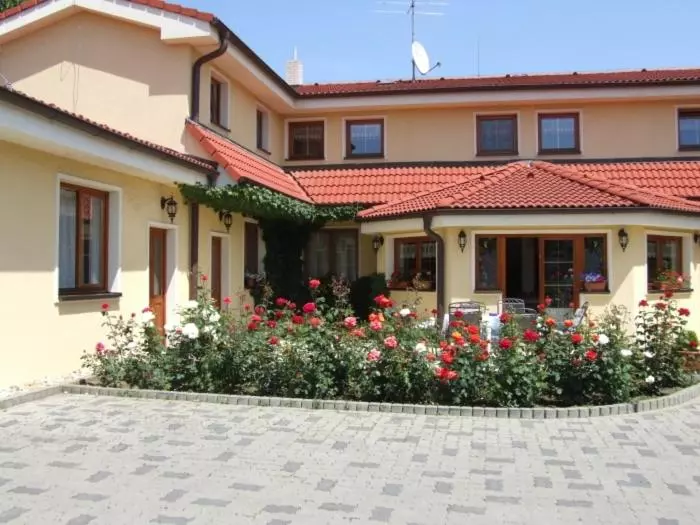 Majatalo Penzion 77   Garni