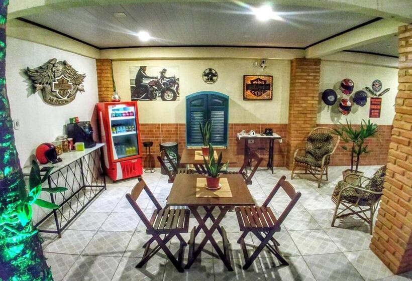 ペンション Portal Sui­tes Casa Do Lago