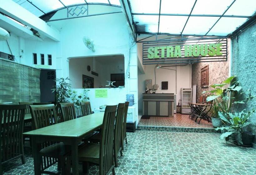 Pensão Reddoorz @ Seturan Raya