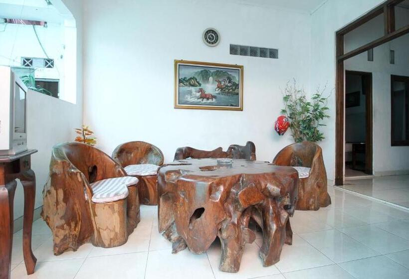 Pensão Reddoorz @ Seturan Raya