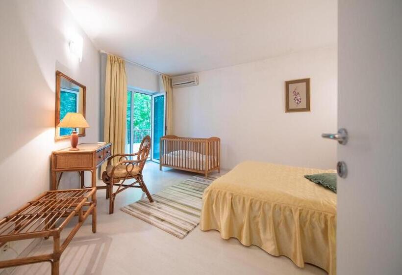 פנסיון Vila Elena