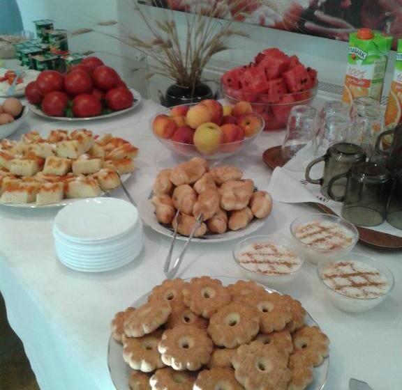 פנסיון Vila Elena