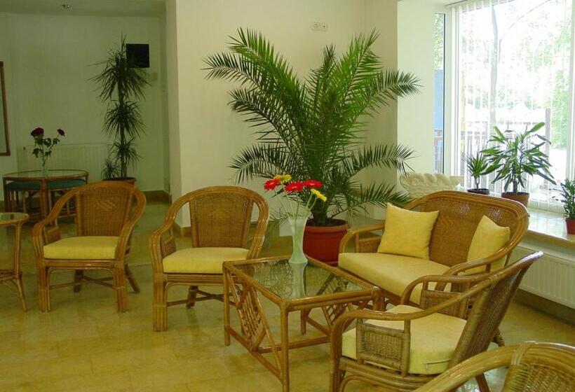 פנסיון Vila Elena