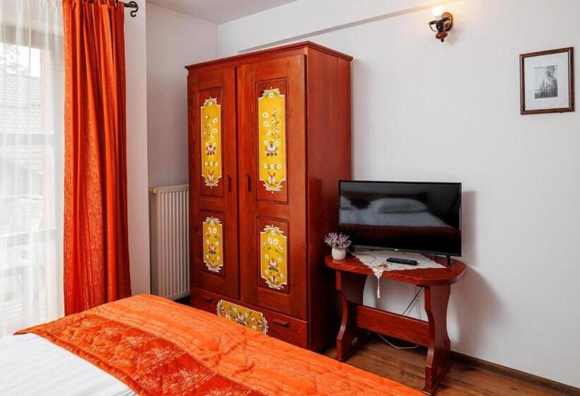 پانسیون Casa Tanita