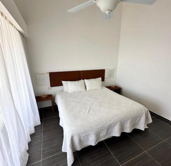 Vista Mare Ocean View Top Floor Condo, Samana