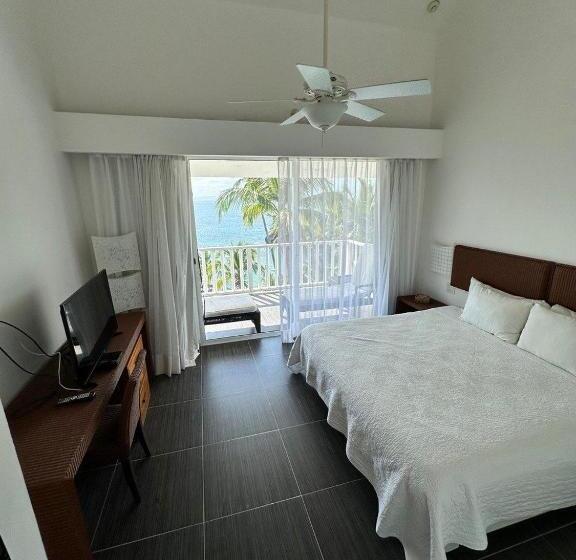 Vista Mare Ocean View Top Floor Condo, Samana