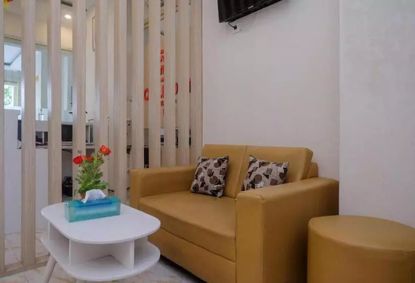 ホテル Koolkost Syariah At Ir Soekarno Solo Baru