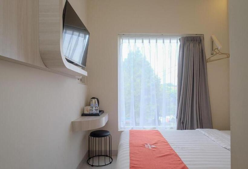 فندق Koolkost Syariah At Ir Soekarno Solo Baru