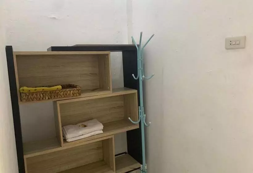ホテル Oemah Ratu Hostel Syariah Redpartner