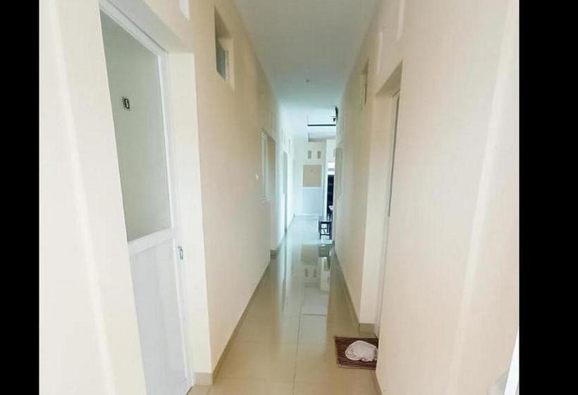 בית מלון כפרי Koolkost Male Syariah Near Taman Andhang Pangrenan Purwokerto