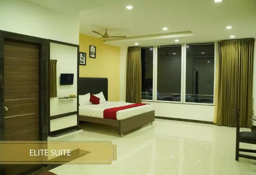 هتل Manjhi Residency