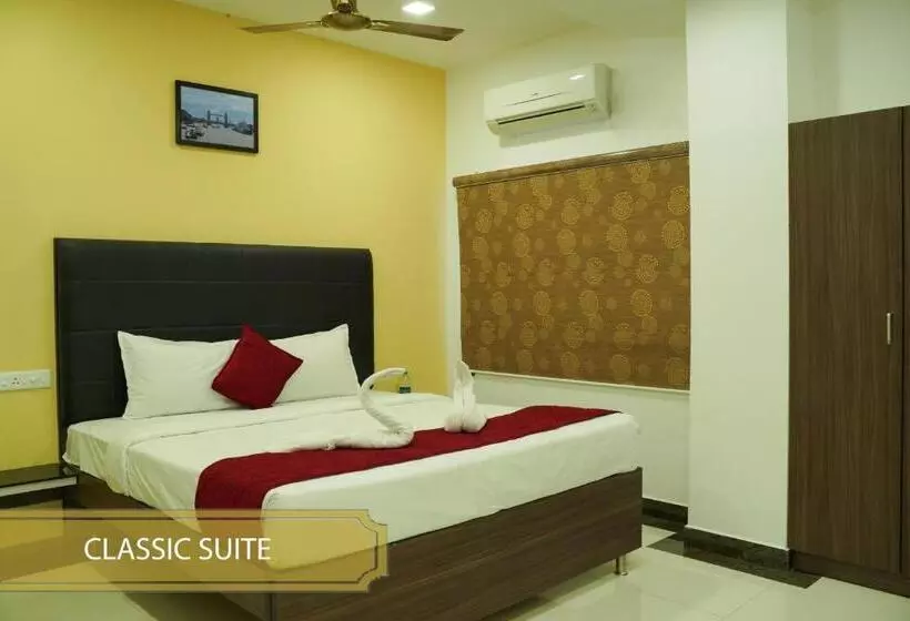 هتل Manjhi Residency