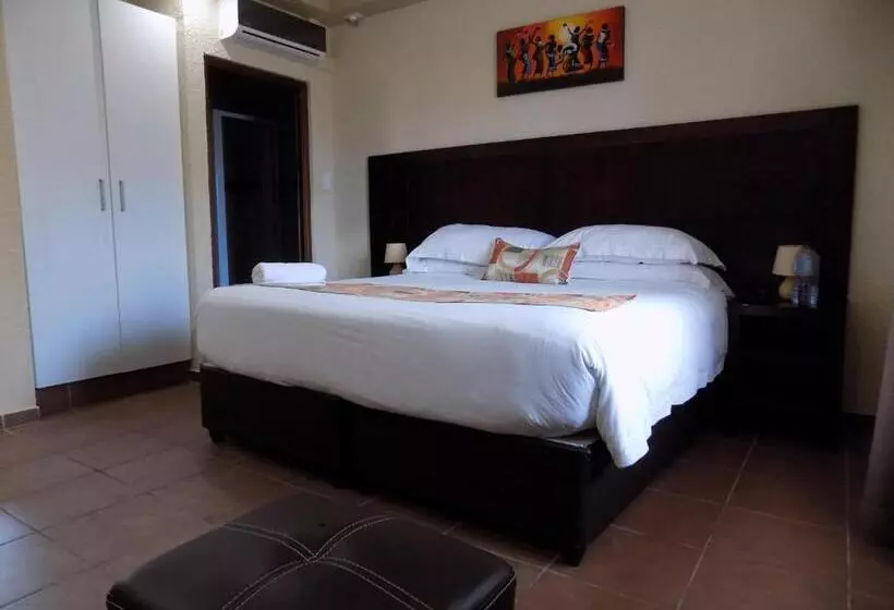 Hotelli Margate Beach Lodge