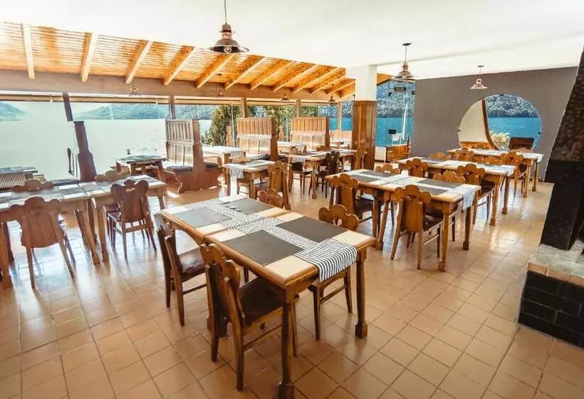 Hotelli Mascardi Park Lodge &