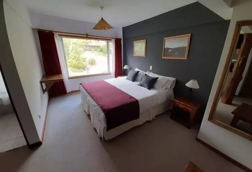 Hotelli Mascardi Park Lodge &