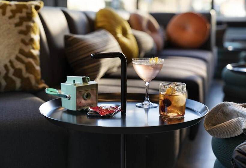 בית מלון כפרי Moxy Oakland Uptown