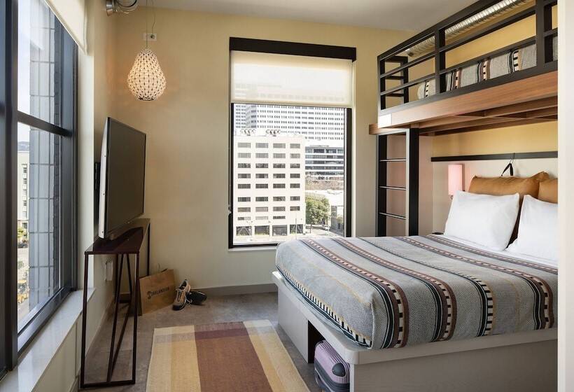 בית מלון כפרי Moxy Oakland Uptown