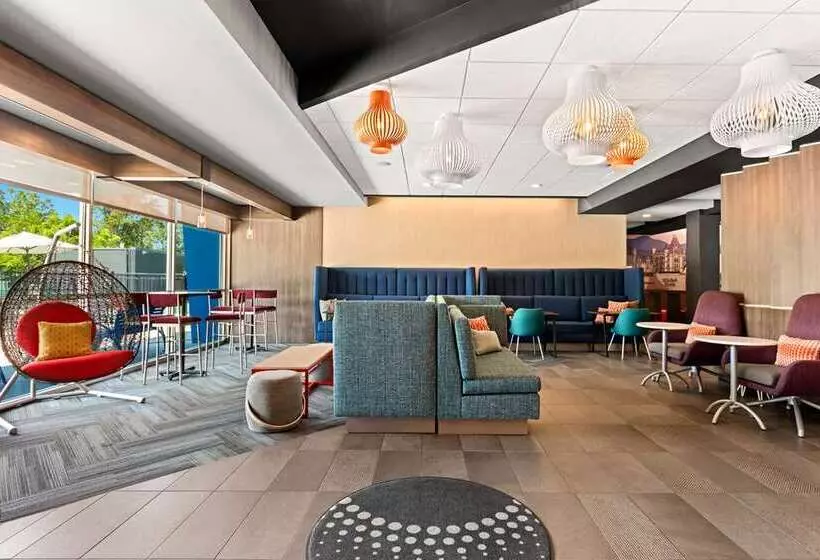 ホテル Tru By Hilton Asheville Blue Ridge Parkway
