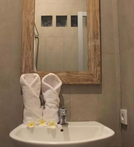 پانسیون Euforia Guest House