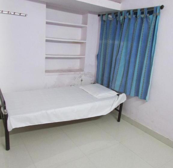 هاستل Ashish Guest House Goverdhan Vilas