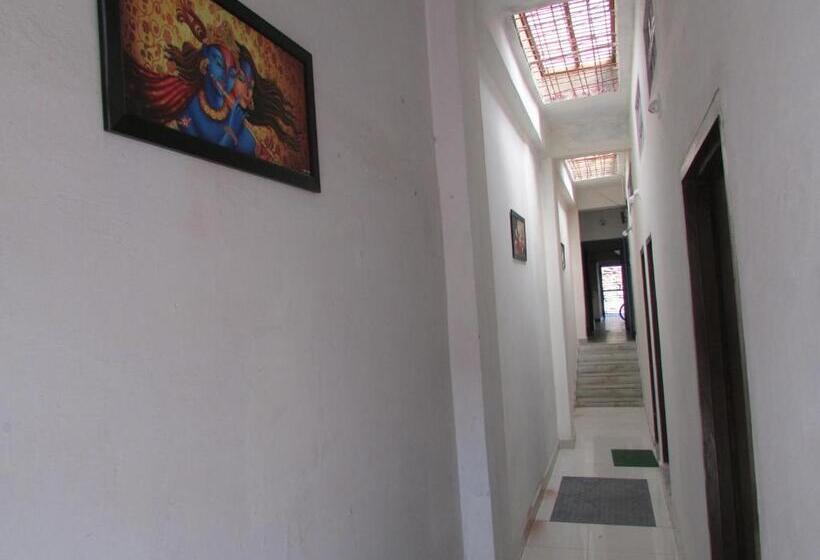 هاستل Ashish Guest House Goverdhan Vilas