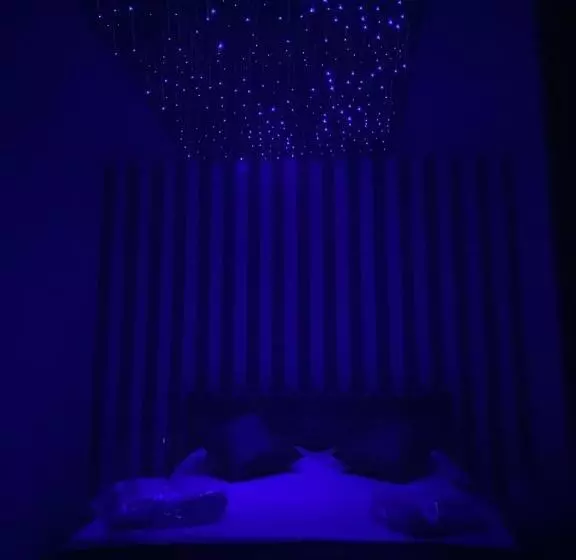 تختخواب و صبحانه Le Origini Rooms&suite