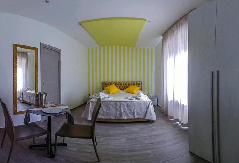 تختخواب و صبحانه Le Origini Rooms&suite